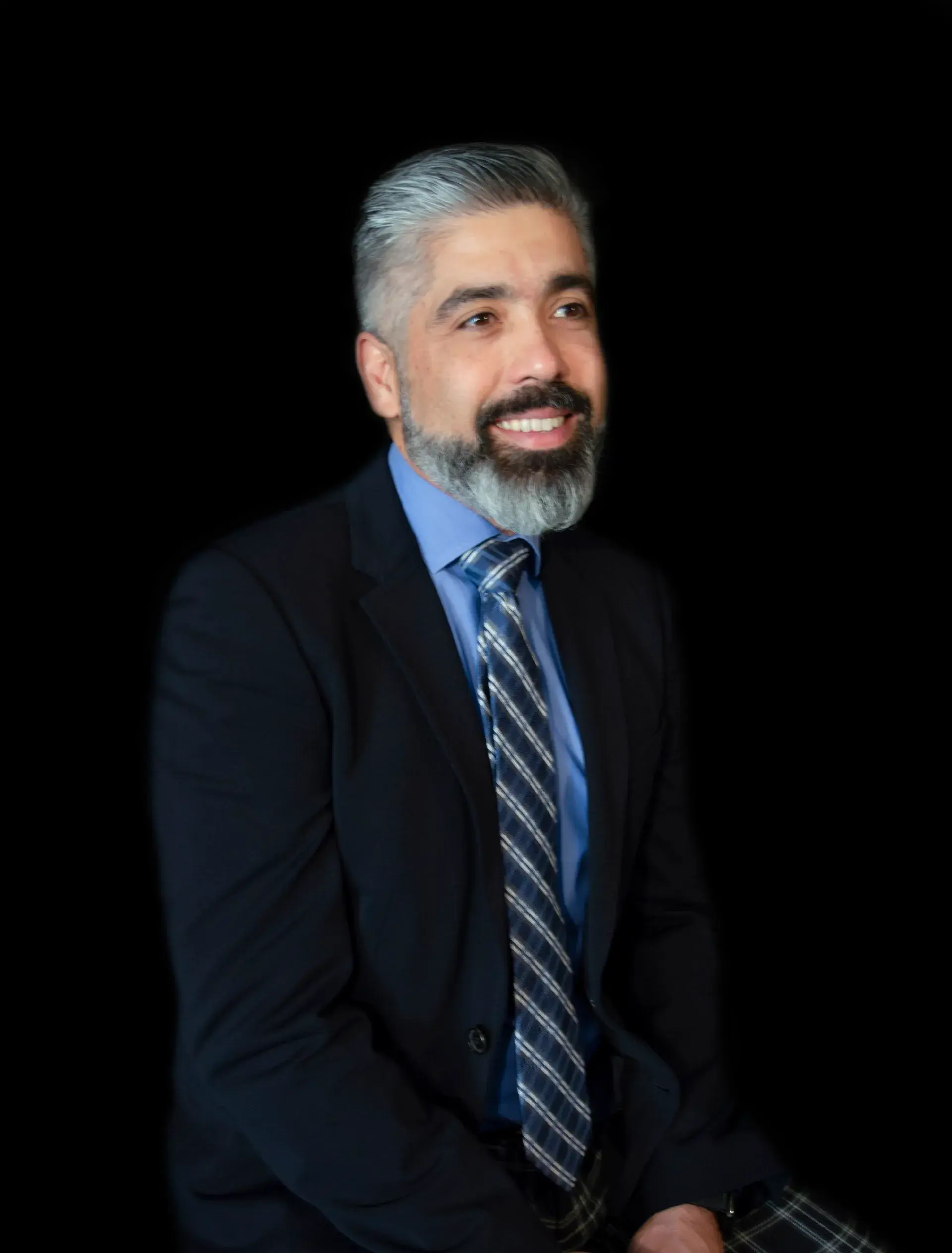 Dr. Omar Orsini, cirujano plástico en Caracas